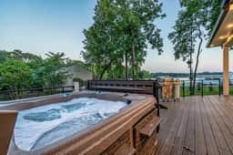 107 Horseshoe Point