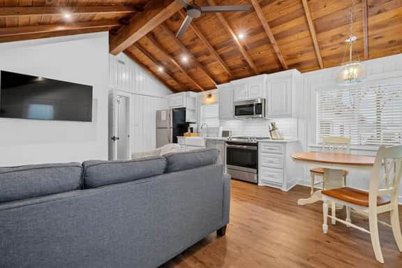 Farmhouse Style Getaway Cottage