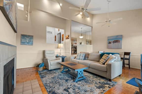 Tranquil Retreat on Lake Hamilton