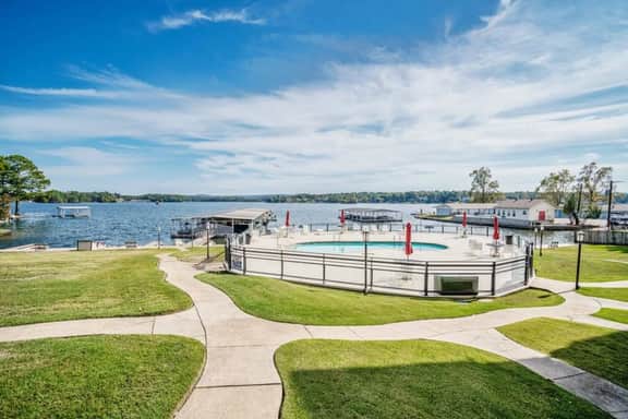 Willow Beach C12