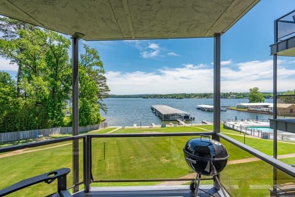 Willow Beach E7